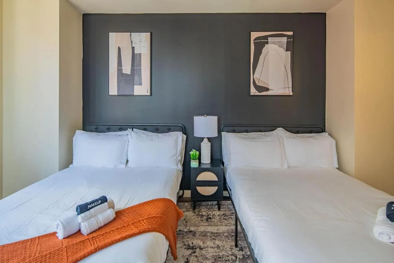 דירות פיניקס Modern 1Br Dt Highrise, Gym, Parking, Pool, W-D, Golf ארצות הברית