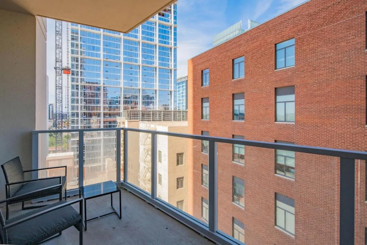 דירות פיניקס Modern 1Br Dt Highrise, Gym, Parking, Pool, W-D, Golf