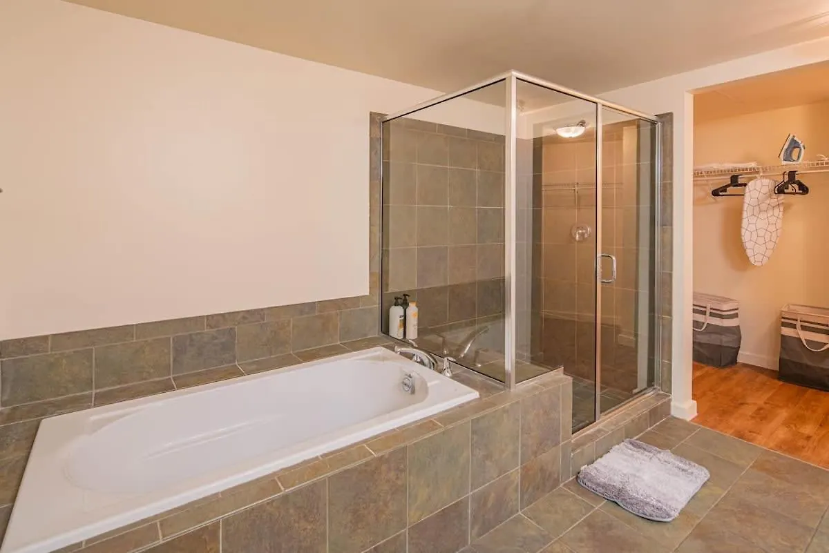 شقة Modern 1Br Dt Highrise, Gym, Parking, Pool, W-D, Golf فينيكس